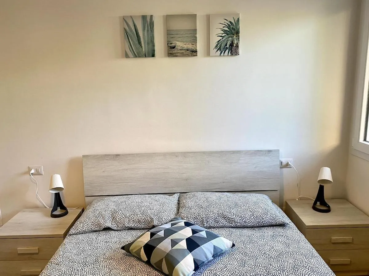 Appartamento Con Giardino Indipendente 250 Mt Dal Mare Riccione 0*,  Italy